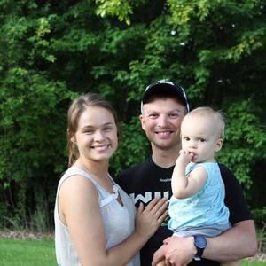 Meet your Posher, Chris n sarah